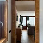 Апартаменти Giorgio's Retreat In Cervinia *