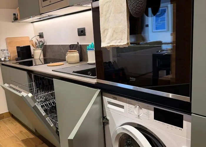 Giorgio's Retreat In Cervinia Апартаменти *